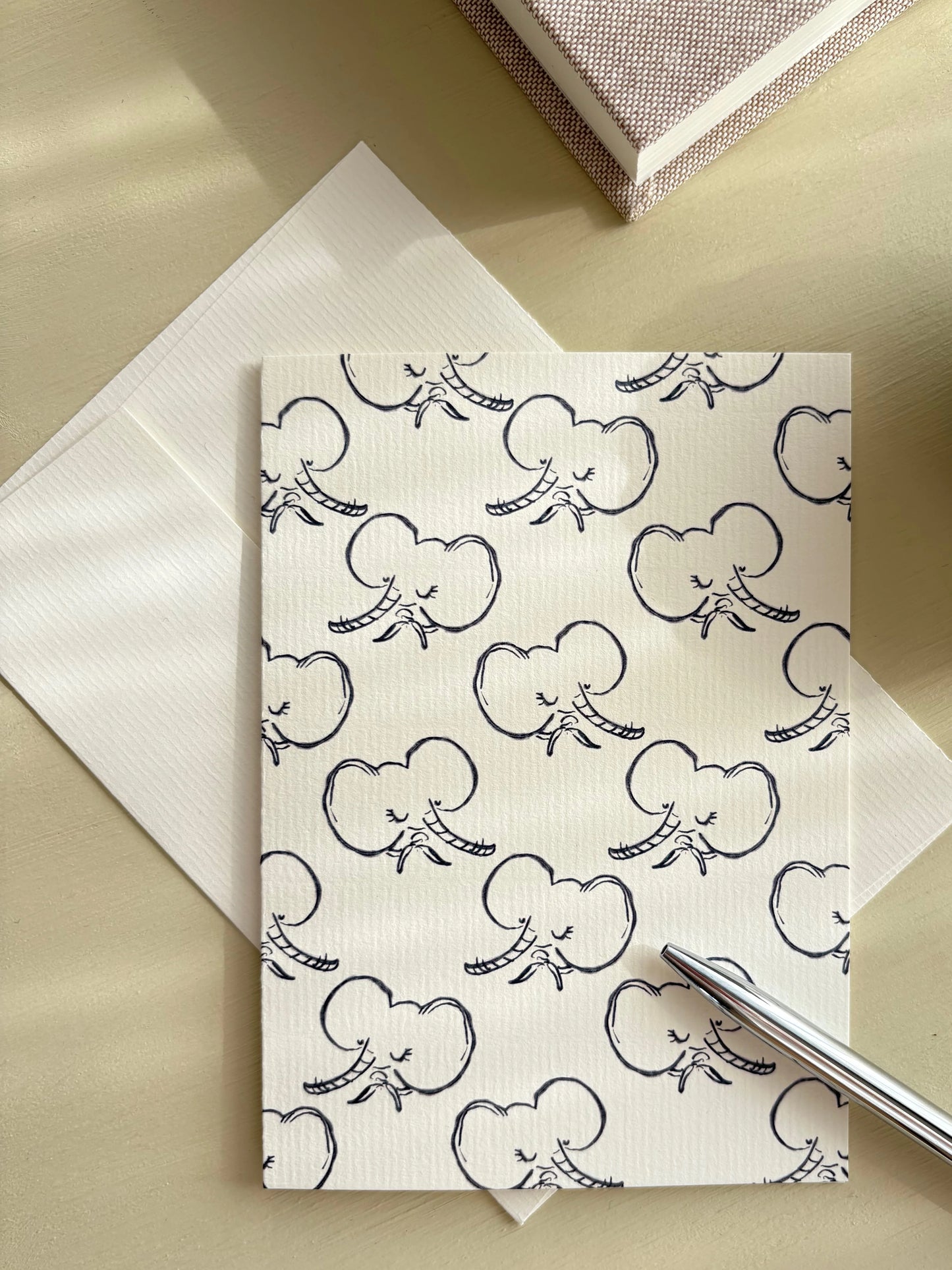 GREETING CARD - PETIT ÉLÉPHANT BLEU